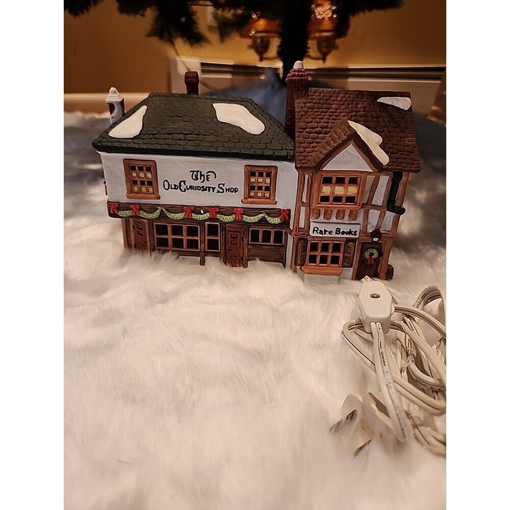Dept 56 Heritage Village Dicken's Village Series The Old Curiosity Shop 5905-6